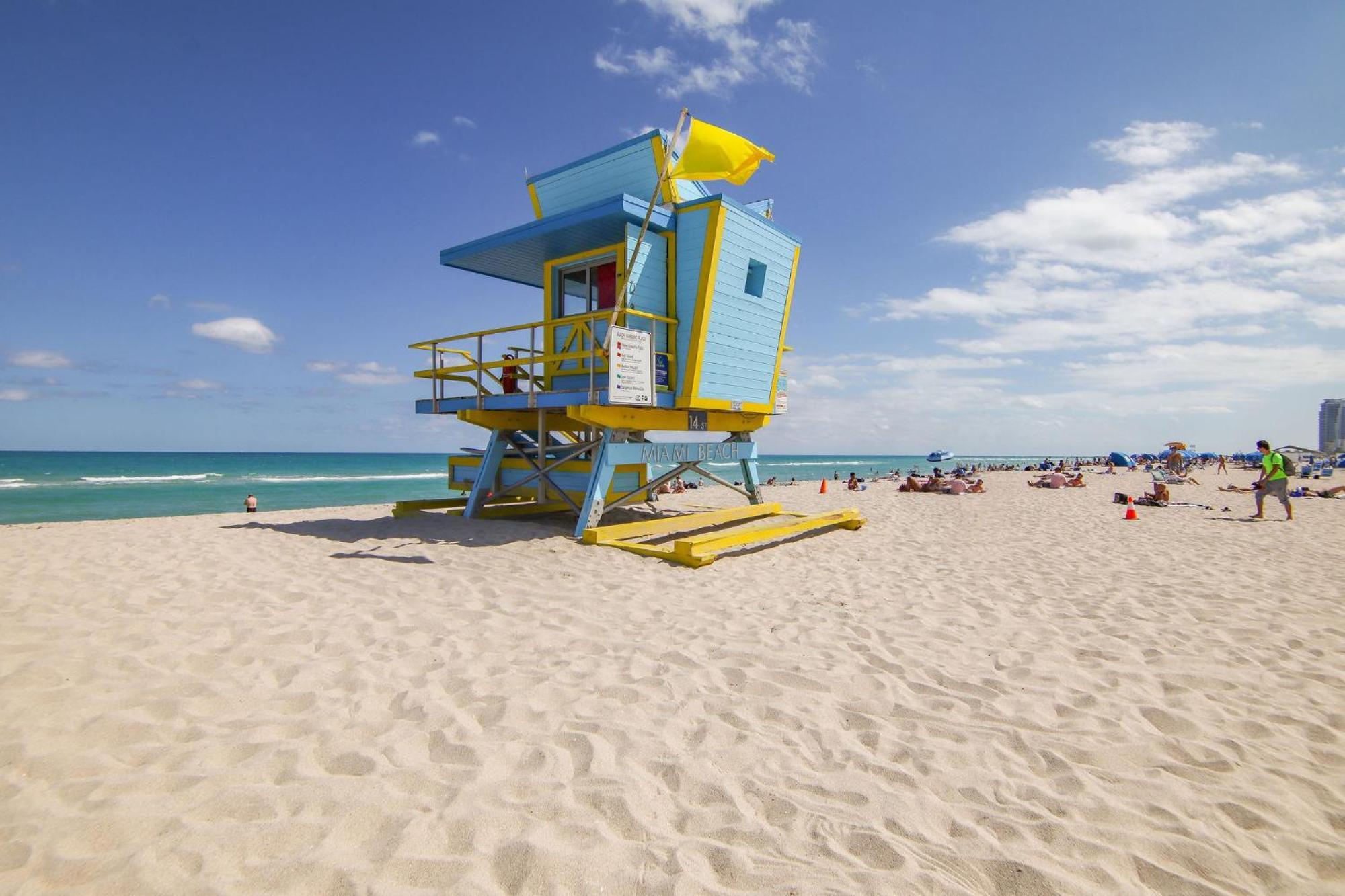 Balcony Chic Apt, W/2 Queenbeds, On Ocean Dr Beach Apartment Miami Beach Exterior photo